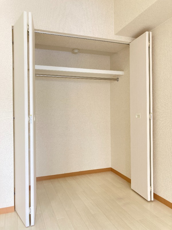 アレグリアス相模大野4階 ★大型クローゼット