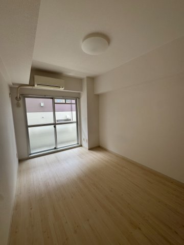 ソレイユ相模原406号室 リビング