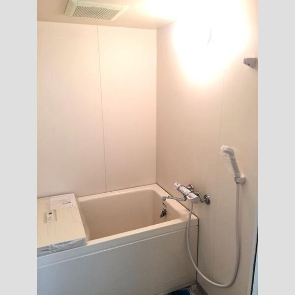 コーポレート東浦和1号棟303号室 追い焚き付き浴室 換気扇あります