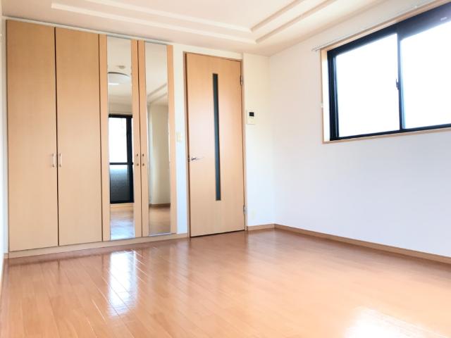 ルミナス・ネロ 室内