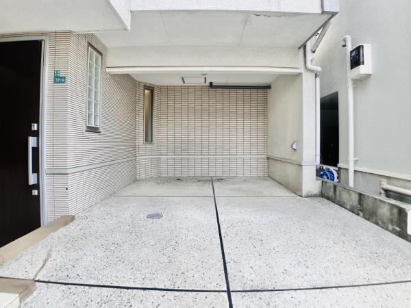 目黒区原町二丁目戸建 駐車場