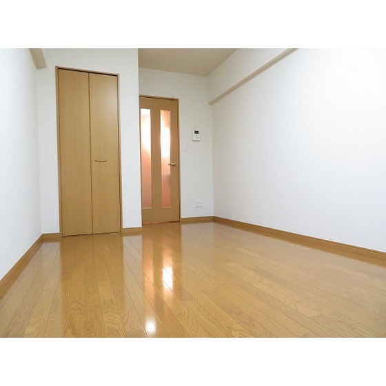 スパシエ フィールド 川口 居室