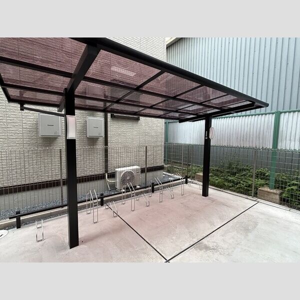 ディーグラース 駐輪場