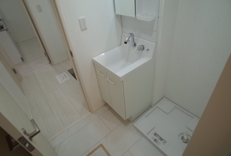 R-EIGHT1階 部屋その他