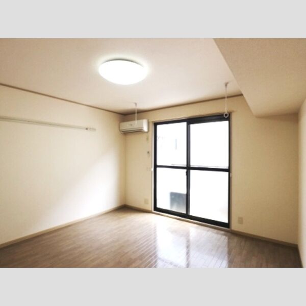 ランセ今谷C 居室1