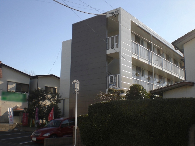 レオパレスグランドゥールの外観画像