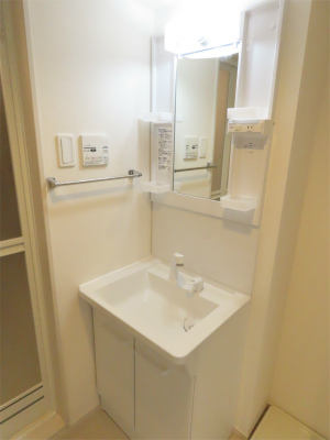 グレイス堀切菖蒲園2階 洗面