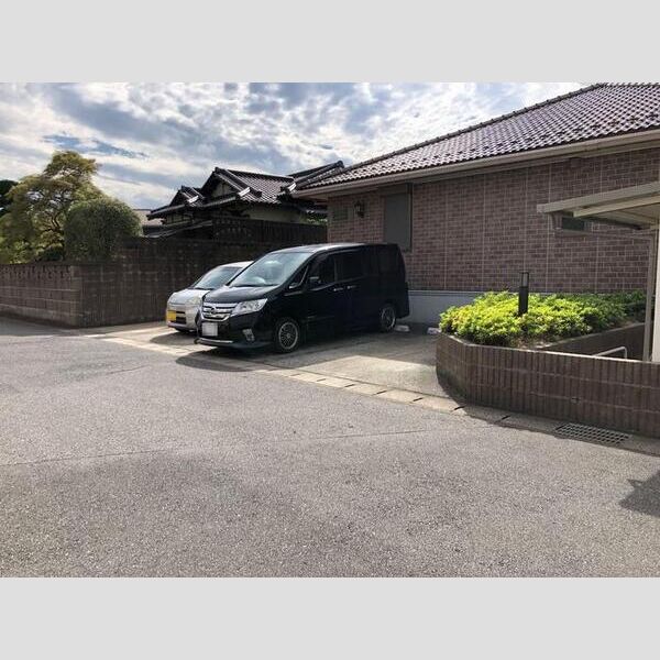 さくらコート 駐車場