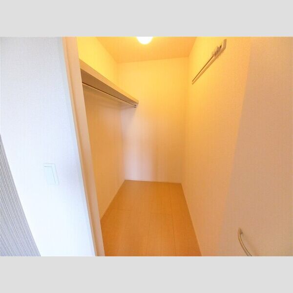 フォレスタ ウォークインクローゼット