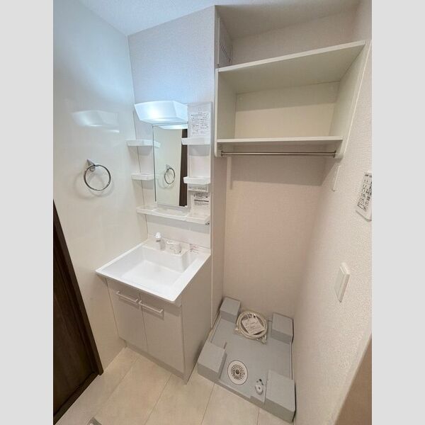 Charm高倉303号室 洗面所