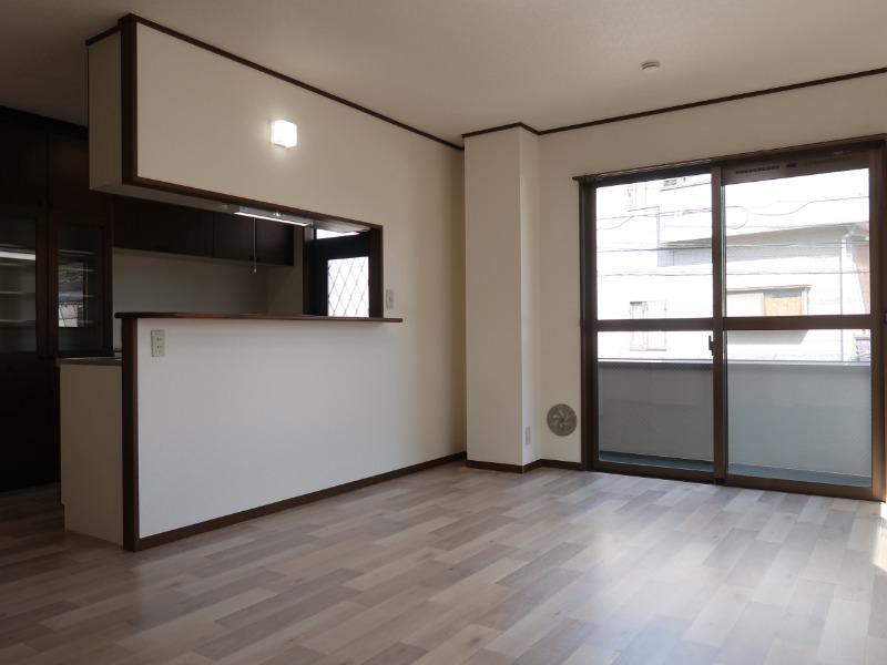 杉浦ビル リビング