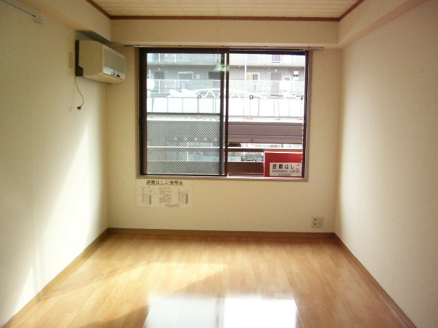 ミレ・関町0206号室 洋室1