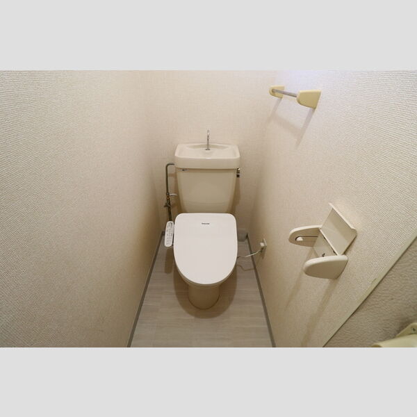 ヴィラモデルナ　B 温水洗浄暖房便座