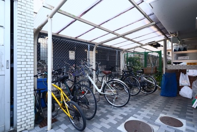 セントヒルズ上北沢2階 駐輪場