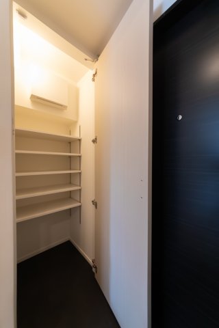 プラウドフラット渋谷笹塚703号室 同建物別部屋の参考画像