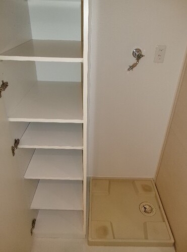 ライオンズプラザ西台駅前4階 室内洗濯機置場　※前回募集時2023年11月撮影の写真