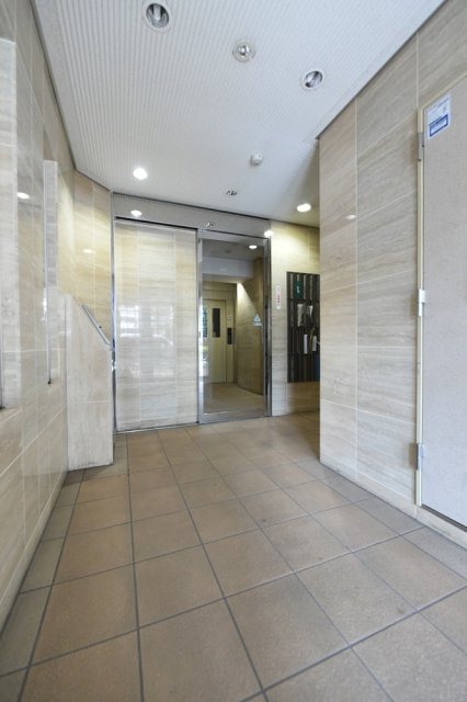 スカイコート麻布十番 エントランス