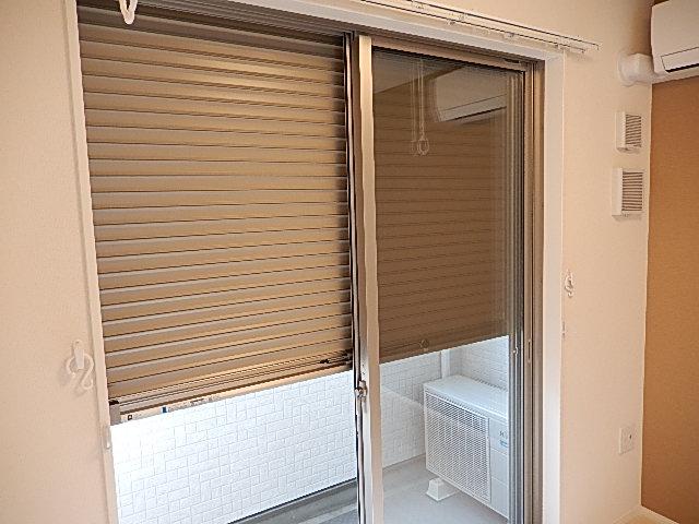 ジェントリー 窓シャッター