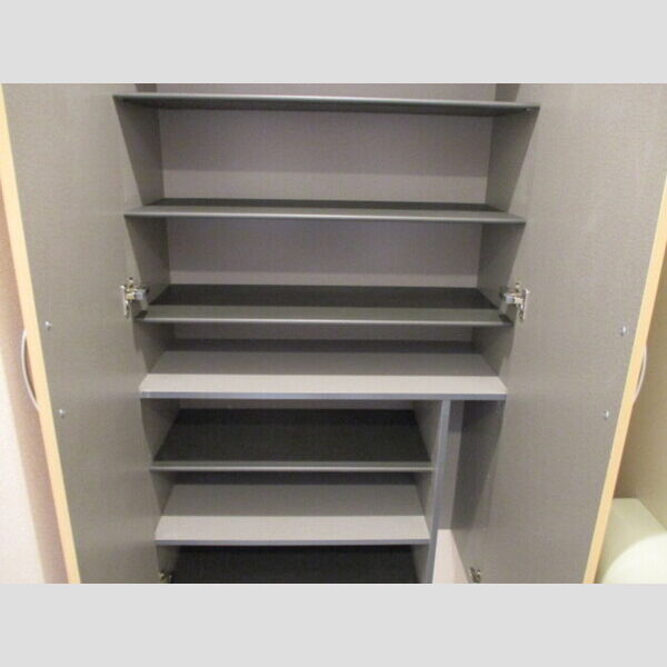 バードネイチャー　A棟203号室 E203(シューズボックス)