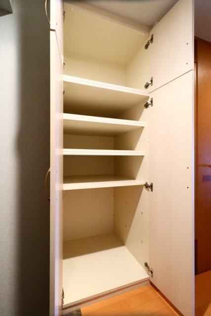 デュオ・スカーラ中野坂上 収納