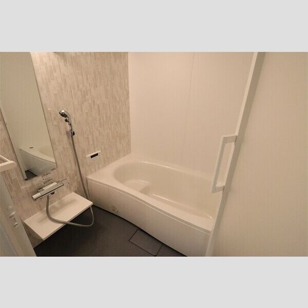 D-KISARIA　EⅠ301号室 浴室