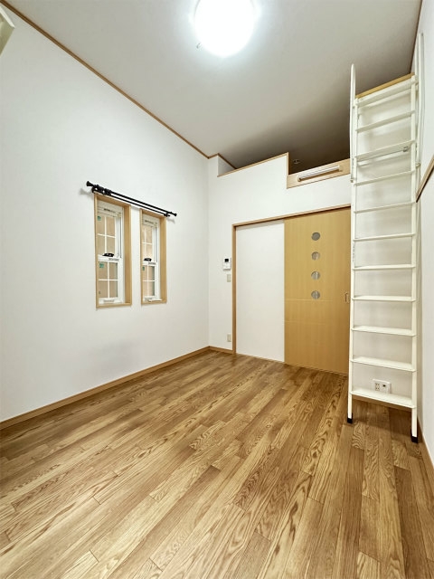 フェリーチェ鶴見イースト1階 リビング