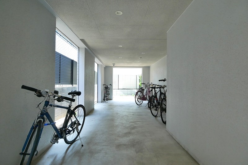 グロウワード東京ノース・アリビエ2階 外観