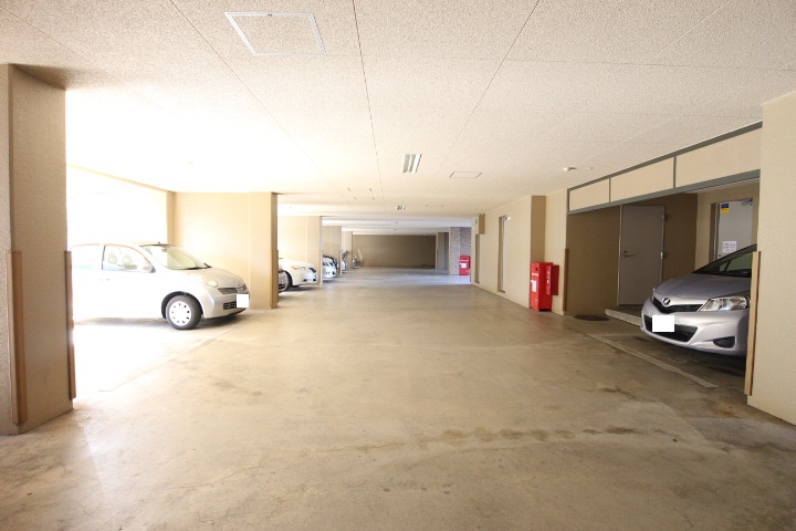 習志野台野村ハイツ603号室 駐車場