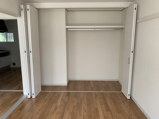 メゾン成瀬が丘102号室 内観