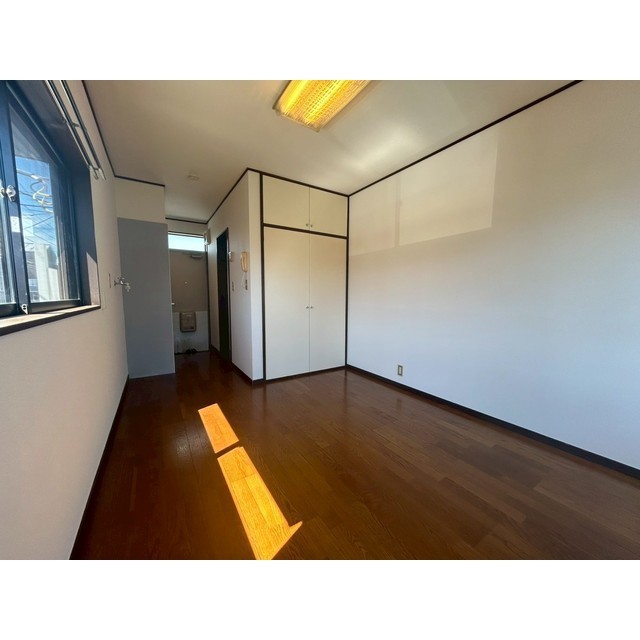 203号室