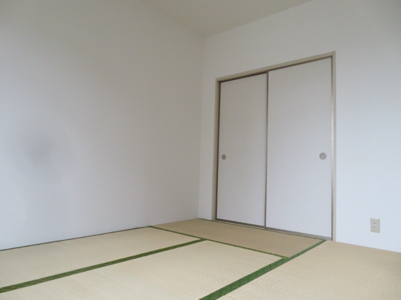 ハイツファイン1階 ＊別号室の写真となります