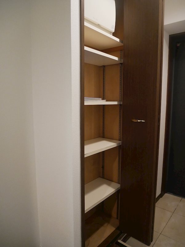 ステージファースト青山3階 下駄箱