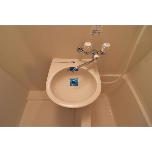 ラ・フルール芹ヶ谷104号室 同建物別部屋の参考画像