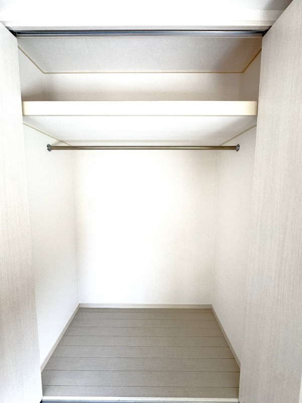 レジディア吉祥寺1階 収納
