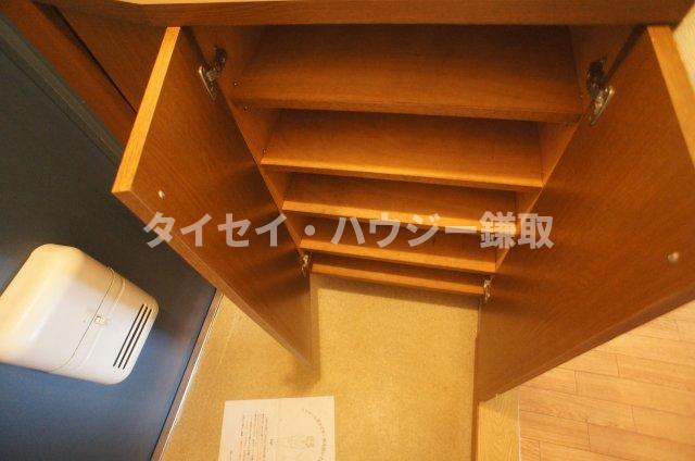 クレスト蘇我 収納