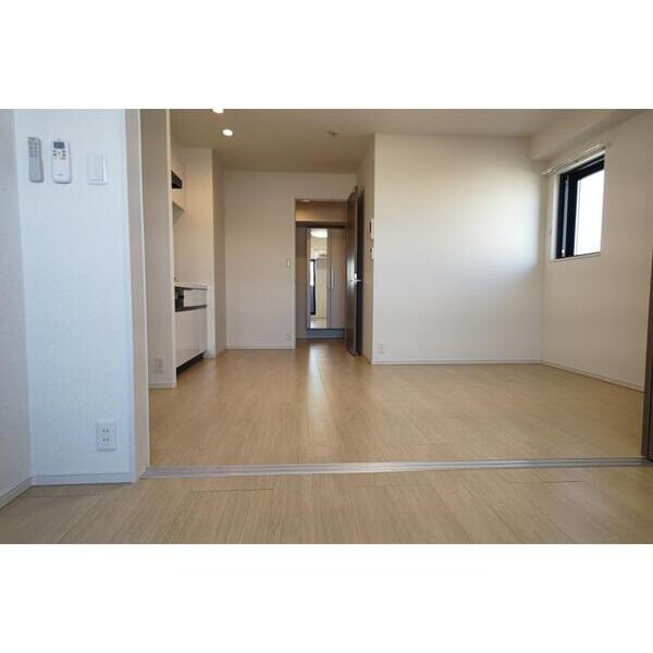 アーバン尾久701号室 リビング