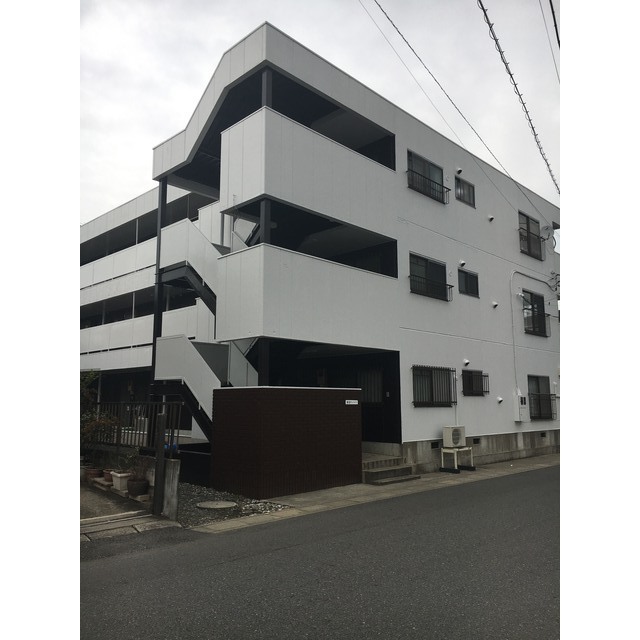 諏訪パークハウス　旧板垣サンハイツ 外観