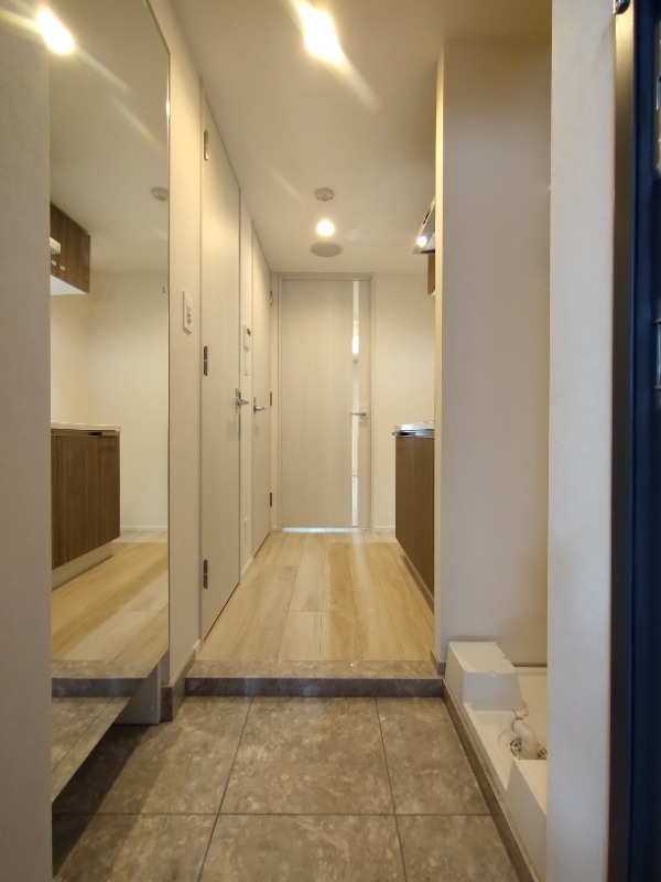 クレイシアIDZ千代田岩本町 玄関