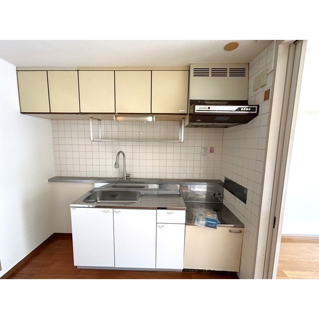ホワイトパレス大宮207号室 キッチン