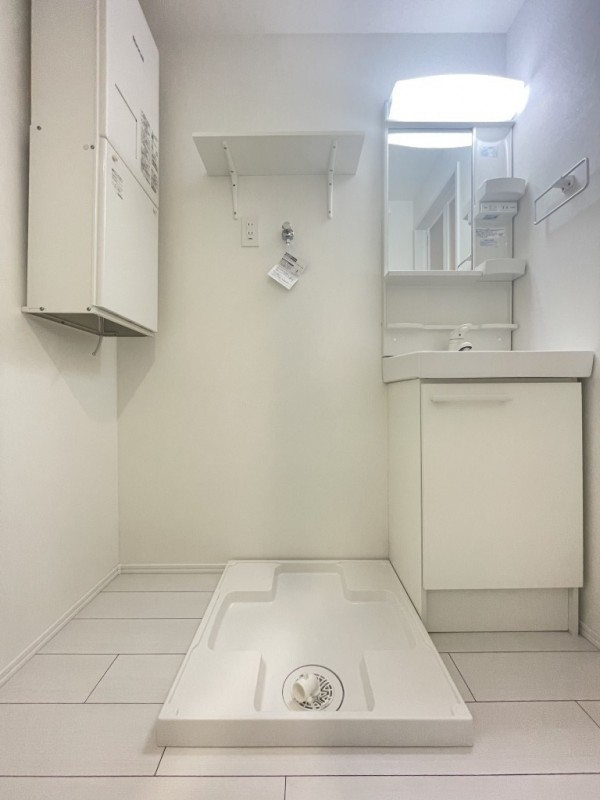 ＢＩＢＬＩＯ　ＭＥＧＵＲＯ2階 内観