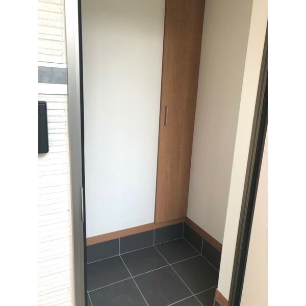 Ambition風渡野103号室 玄関