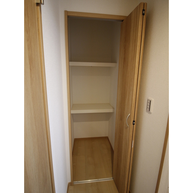 アムール Moon 内観