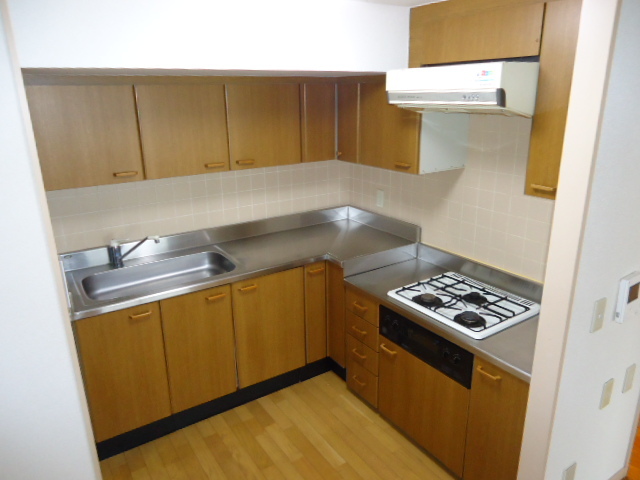 ラ・クラッセ西寺尾0405号室 キッチン