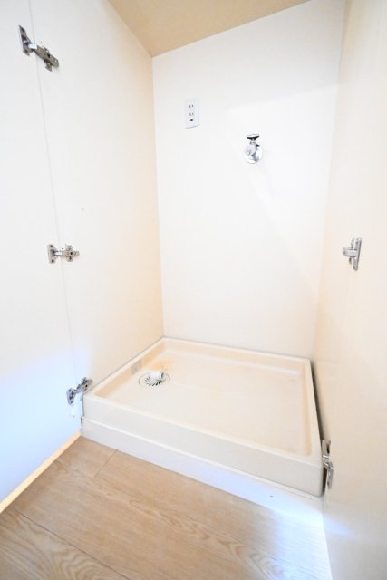 スカイコート浅草国際通り 室内洗濯機置場