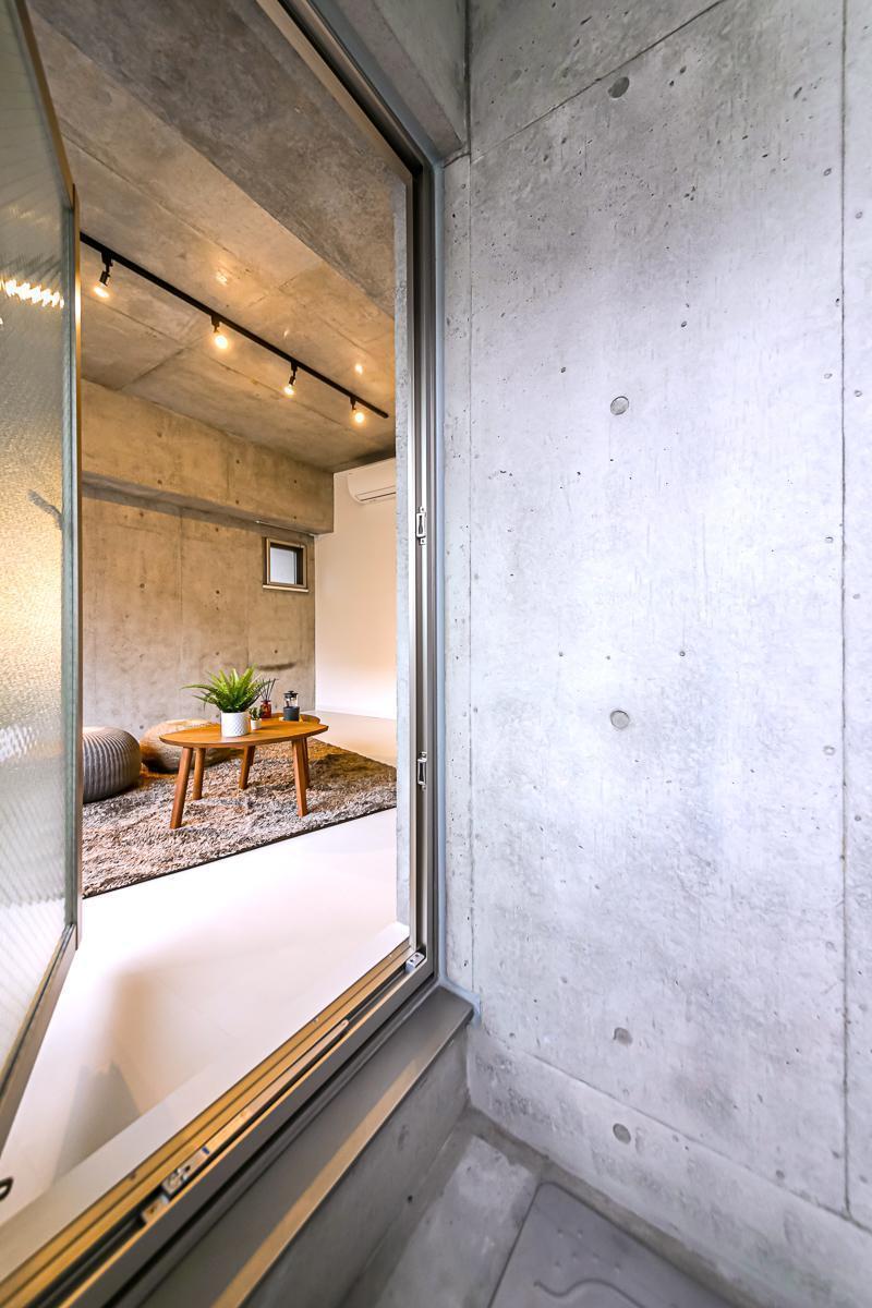 D terrace Tokyo ※居室の床はグレーのフロアタイルになります