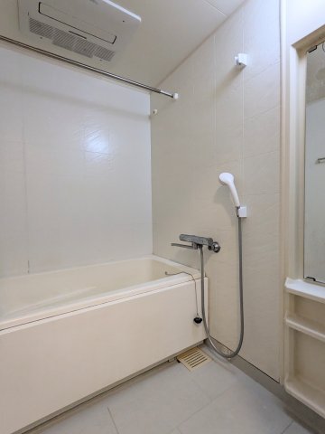 アソシエール溝の口0104号室 お風呂