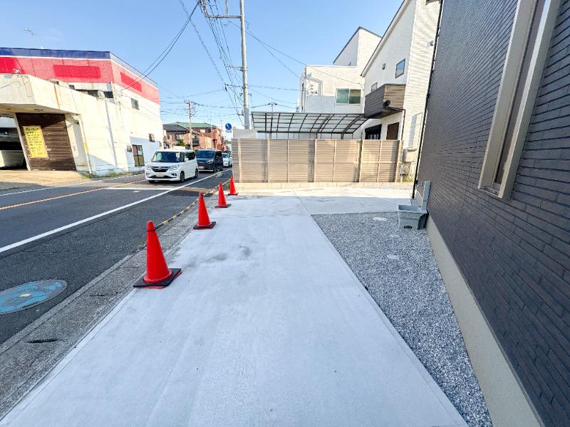 ファミーユメゾン 駐車場