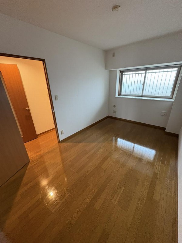 アウラ１０(E-058)3階 その他