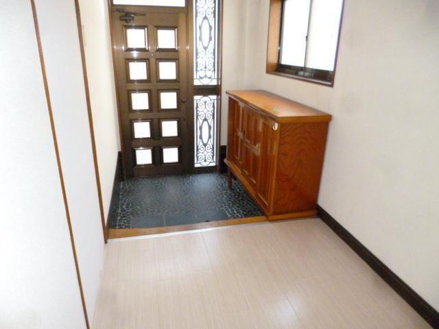 ウィステリア北戸田 玄関