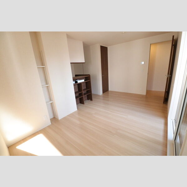 サンクオ　リヴィエール リビング・洋室